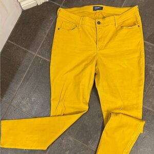Old Navy Women’s Mustard Yellow Skinny Jeans